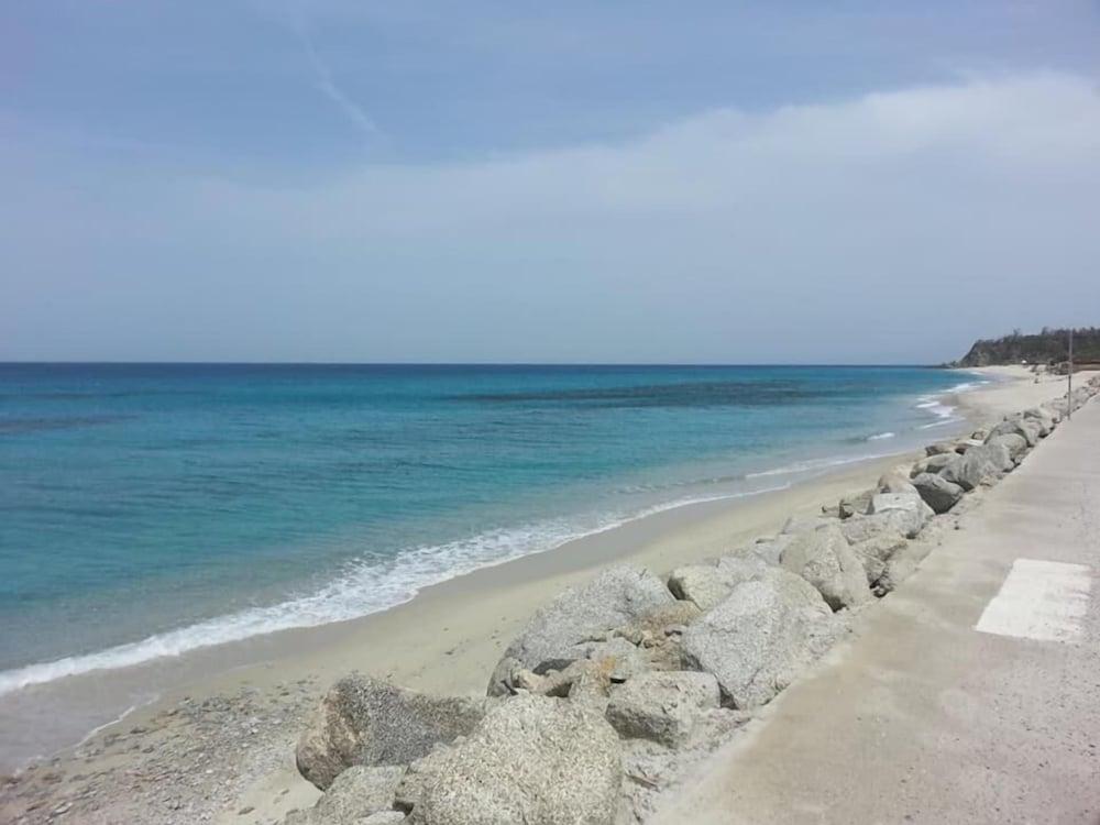 La Valle Zambrone
